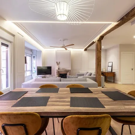 Basque Museum アパート *