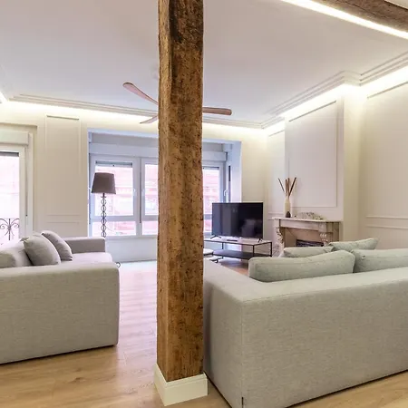 شقة Basque Museum *